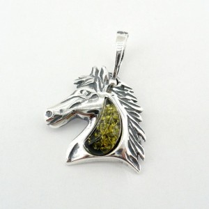 amber pendant 033